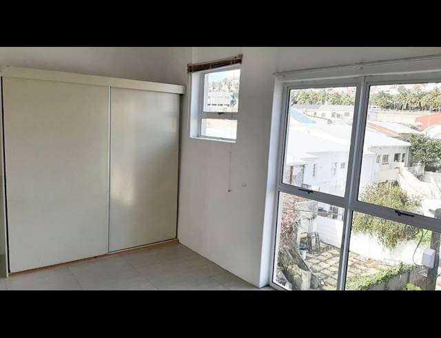 2 bed property to rent in WOODSTOCK